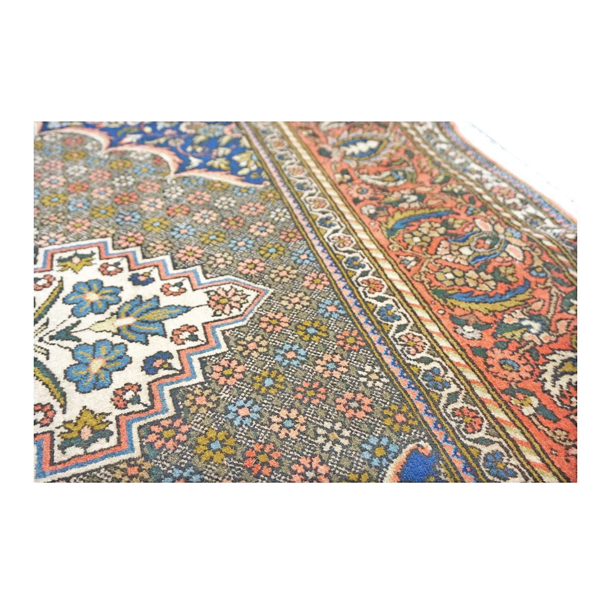 Vintage Persian Bakhtiari Wool 7x10 Ivory & Salmon Handmade Area Rug # 1144744