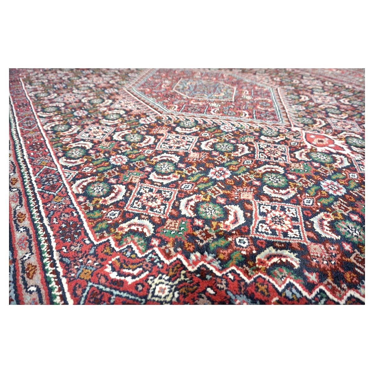 Persian Bijar Wool 6x9 Red, Black & Ivory Handmade Area Rug # 9901098