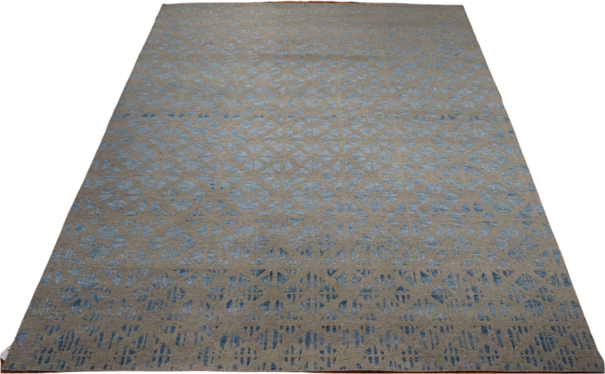 *Area Rugs: #1143461 Modern Wool and Silk 8 x 10 Indo Nepal Blue Rug image 0