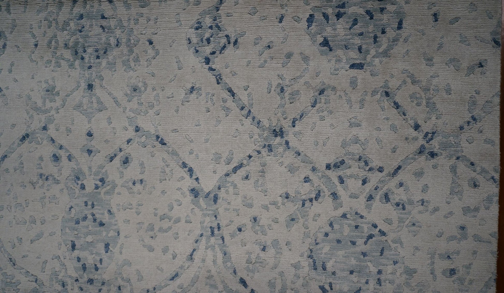 *Area Rugs: #1143454 Modern Wool and Silk 7 x 10 Indo Nepal Beige Rug image 2